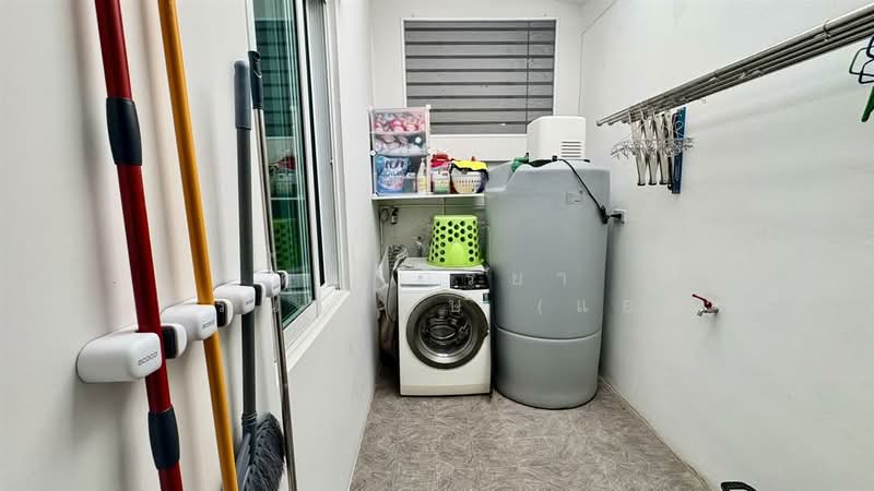 Foret Lumlukka-Klong 5, Pathum Thani, Leab Klong 5 Road, East side, Bung Kham Proi, Lam Luk Ka, Pathum Thani, 4 Bedrooms, 100 sqm, Townhouse For Sale, by คุณ กิริยา วรรณารักษ์ (แอฟ), 500163439 - DDproperty.com