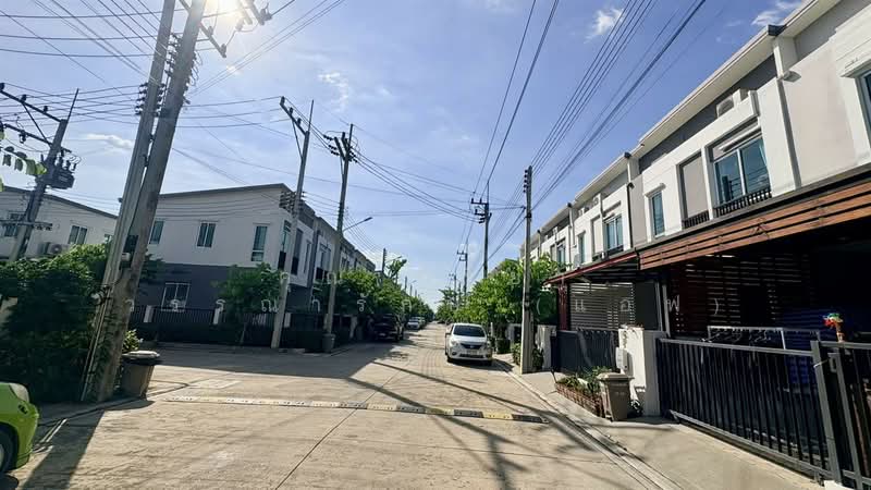 Foret Lumlukka-Klong 5, Pathum Thani, Leab Klong 5 Road, East side, Bung Kham Proi, Lam Luk Ka, Pathum Thani, 4 Bedrooms, 100 sqm, Townhouse For Sale, by คุณ กิริยา วรรณารักษ์ (แอฟ), 500163439 - DDproperty.com