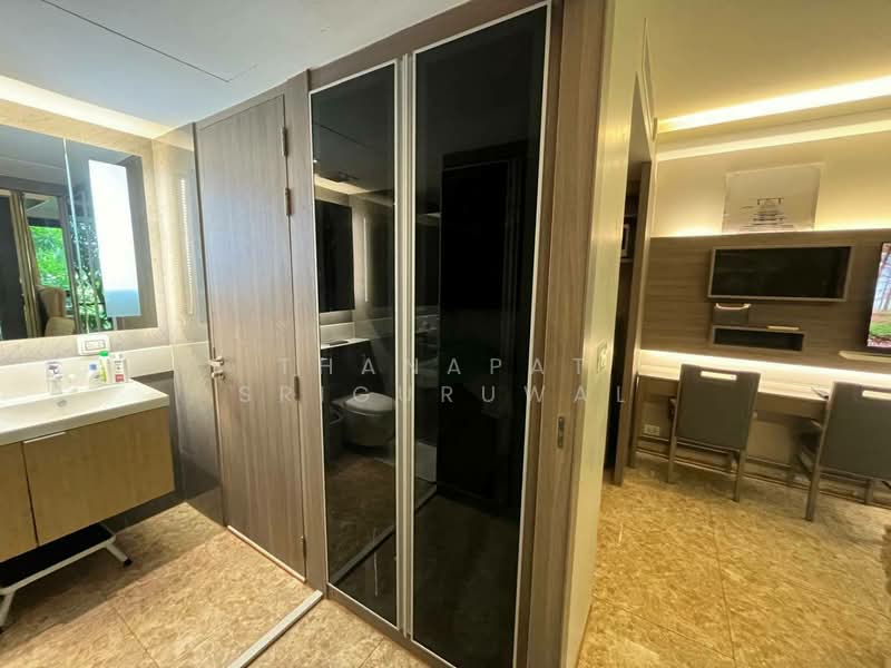 Urbitia Thonglor, Bangkok, 19 Soi Sukhumvit 36 Thonglor Road, Phra Kanong, Khlong Toei, Bangkok, 1 Bedroom, 36 sqm, Condo For Sale, by Thanapat Sriguruwal, 500163486 - DDproperty.com