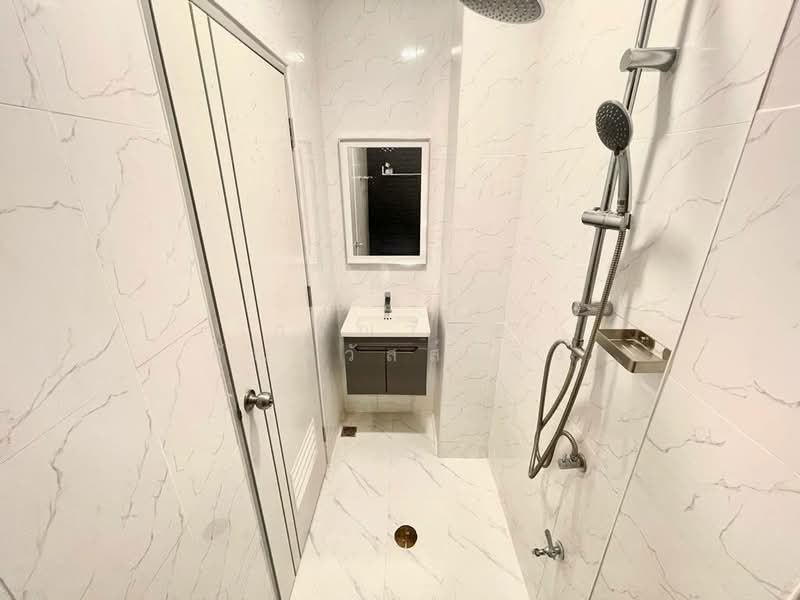 ขาย ทาวน์เฮ้าส์ รีโนเวทใหม่ หมู่บ้านรัตนาวดี บางบัวทอง, นนทบุรี, บางรักพัฒนา, บางบัวทอง, นนทบุรี, 80 ตร.ม., ทาวน์เฮ้าส์ ขาย, โดย กรณวัสส์ กัณฑวัสส์วงส์, 500163489 - DDproperty.com