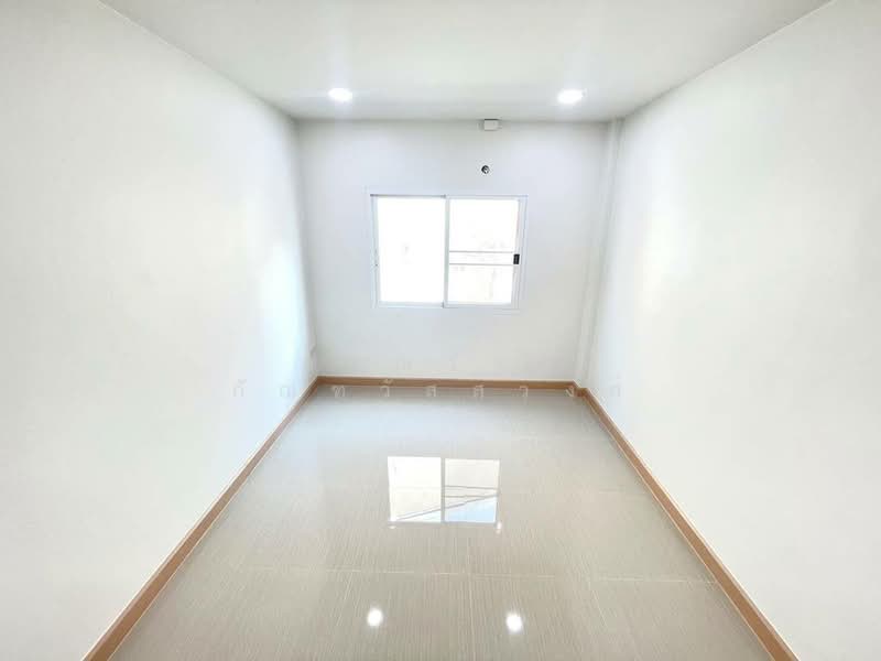 ขาย ทาวน์เฮ้าส์ รีโนเวทใหม่ หมู่บ้านรัตนาวดี บางบัวทอง, Nonthaburi, Bang Rak Pattana, Bang Bua Thong, Nonthaburi, 2 Bedrooms, 80 sqm, Townhouse For Sale, by กรณวัสส์ กัณฑวัสส์วงส์, 500163489 - DDproperty.com