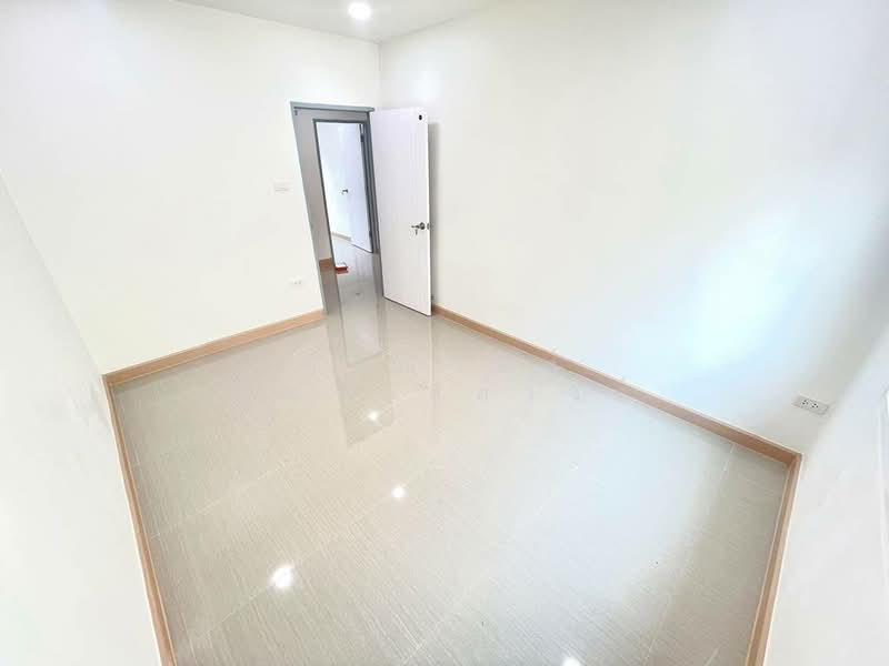 ขาย ทาวน์เฮ้าส์ รีโนเวทใหม่ หมู่บ้านรัตนาวดี บางบัวทอง, นนทบุรี, บางรักพัฒนา, บางบัวทอง, นนทบุรี, 80 ตร.ม., ทาวน์เฮ้าส์ ขาย, โดย กรณวัสส์ กัณฑวัสส์วงส์, 500163489 - DDproperty.com