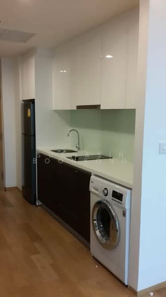 The Breeze Narathiwas, Bangkok, 198 Narathiwat Ratchanakarin Road, Chong Nonsi, Yan Nawa, Bangkok, 1 Bedroom, 45 sqm, Condo For Rent, by Suthasin Boonkong, 500163518 - DDproperty.com