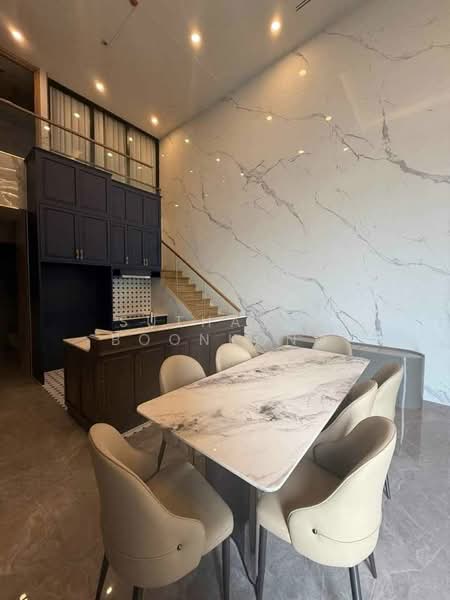 Siamese Rama 9, Bangkok, Rama 9 Road, Huai Khwang, Huai Khwang, Bangkok, 3 Bedrooms, 200 sqm, Condo For Rent, by Suthasin Boonkong, 500163536 - DDproperty.com