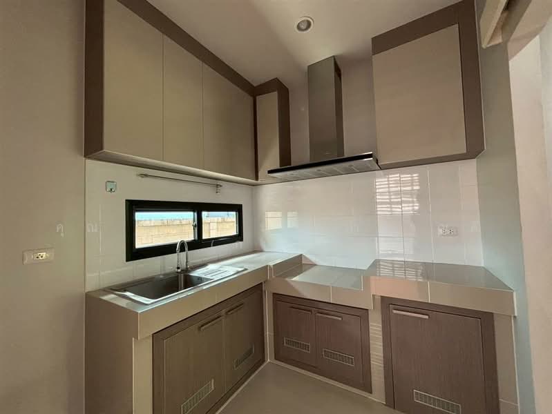 Kanasiri Rangsit Klong 2, Pathum Thani, Soi Rangsit Nakhon Nayok 46, Khu Khot, Lam Luk Ka, Pathum Thani, 3 Bedrooms, 160 sqm, Single Detached House For Sale, by คุณ ชนกานต์ สำราญดี (กาน), 500163549 - DDproperty.com