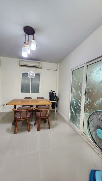 The Villa Rattanathibet : เดอะ วิลล่า รัตนาธิเบศร์, นนทบุรี, ถนน รัตนาธิเบศร์, ท่าอิฐ, ปากเกร็ด, นนทบุรี, 150 ตร.ม., บ้านเดี่ยว ขาย, โดย Jutanon Komoottanaruk, 500163552 - DDproperty.com