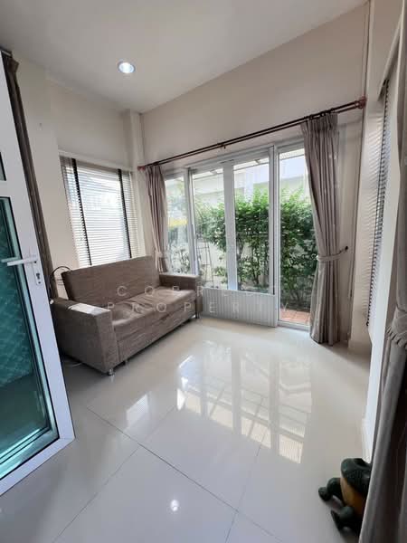 Perfect Place Sukhumvit 77-Suvarnabhumi : เพอร์เฟค เพลส สุขุมวิท77-สุวรรณภูมิ, สมุทรปราการ, ถนนลาดกระบัง, ราชาเทวะ, บางพลี, สมุทรปราการ, 200 ตร.ม., บ้านเดี่ยว ให้เช่า, โดย Correct Property, 500163563 - DDproperty.com