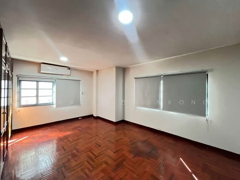 บ้าน 1-ห้องนอน, กรุงเทพ, คลองตันเหนือ, วัฒนา, กรุงเทพ, 350 ตร.ม., บ้านเดี่ยว ให้เช่า, โดย Suthasin Boonkong, 500163564 - DDproperty.com
