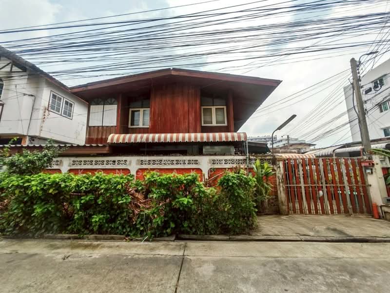 ขายที่ดินแปลงมุม ซอยประชาชื่น 2 แยก1-6 (ซอยสุวรรณดี 3) พร้อมบ้านไม้ 2 หลัง ใกล้โลตัสประชาชื่น, กรุงเทพ, ประชาชื่น, บางซื่อ, บางซื่อ, กรุงเทพ, 336 ตร.ม., ที่ดิน ขาย, โดย CHAWALIT KONGSAKPAIBUL, 500163565 - DDproperty.com