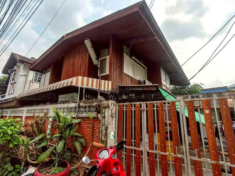 ขายที่ดินแปลงมุม ซอยประชาชื่น 2 แยก1-6 (ซอยสุวรรณดี 3) พร้อมบ้านไม้ 2 หลัง ใกล้โลตัสประชาชื่น, กรุงเทพ, ประชาชื่น, บางซื่อ, บางซื่อ, กรุงเทพ, 336 ตร.ม., ที่ดิน ขาย, โดย CHAWALIT KONGSAKPAIBUL, 500163565 - DDproperty.com