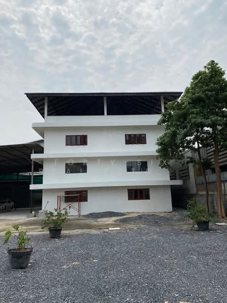 For Rent - ให้เช่าโกดัง พร้อมออฟฟิศ ใกล้ เซ็นทรัล Bangna, Bangkok