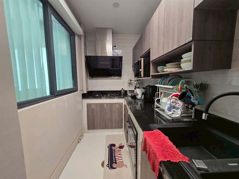 Centro Onnut-Suvarnabhumi : เซนโทร อ่อนนุช-สุวรรณภูมิ, สมุทรปราการ, ซอยกิ่งแก้ว 37, ราชาเทวะ, บางพลี, สมุทรปราการ, 137 ตร.ม., บ้านเดี่ยว ขาย, โดย คุณ พัทธ์ธีรา เจริญธรรม (พัท), 500163592 - DDproperty.com