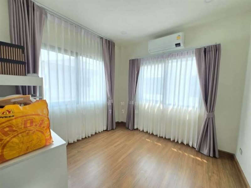 Centro Onnut-Suvarnabhumi, Samut Prakan, Soi Gingkaew 37, Rachathewa, Bang Plee, Samut Prakan, 4 Bedrooms, 137 sqm, Single Detached House For Sale, by คุณ พัทธ์ธีรา เจริญธรรม (พัท), 500163592 - DDproperty.com