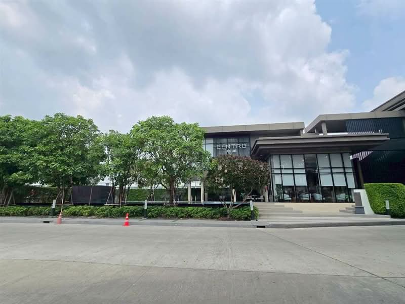 Centro Onnut-Suvarnabhumi : เซนโทร อ่อนนุช-สุวรรณภูมิ, สมุทรปราการ, ซอยกิ่งแก้ว 37, ราชาเทวะ, บางพลี, สมุทรปราการ, 137 ตร.ม., บ้านเดี่ยว ขาย, โดย คุณ พัทธ์ธีรา เจริญธรรม (พัท), 500163592 - DDproperty.com