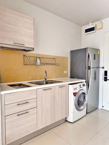 The Mark Ratchada-Airport Link, Bangkok, Chaturathit Road, Makkasan, Ratchathewi, Bangkok, 2 Bedrooms, 62 sqm, Condo For Rent, by พชรธรรม์ พลอัครวัตน์, 500163594 - DDproperty.com