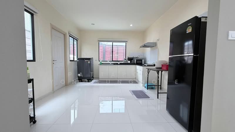 Passorn Prestige Bangna-Suvarnabhumi, Samut Prakan, King Kaew Road, Rachathewa, Bang Plee, Samut Prakan, 3 Bedrooms, 204 sqm, Single Detached House For Rent, by Pattaporn Yongsungnone, 500163599 - DDproperty.com