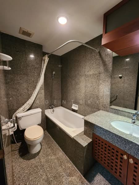 Green Point Silom, Bangkok, 29 Soi Anumanratthanon, Suriyawong, Bang Rak, Bangkok, 2 Bedrooms, 69 sqm, Condo For Rent, by Agentbkk, 500163626 - DDproperty.com