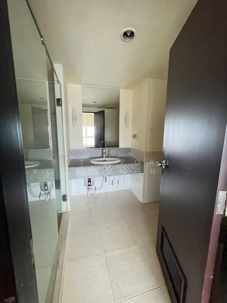 The Star Estate Rama 3, Bangkok, 799 Rama 3 Road, Bang Pong Pang, Yan Nawa, Bangkok, 1 Bedroom, 55 sqm, Condo For Rent, by Pattaporn Yongsungnone, 500163627 - DDproperty.com