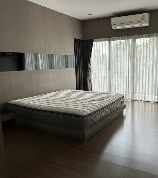 Baan Lumpini Suanluang Rama 9 Phase 2, Bangkok, Chaloem Phrakiat Rama 9 Road, Prawet, Prawet, Bangkok, 5 Bedrooms, 310 sqm, Single Detached House For Rent, by Pattaporn Yongsungnone, 500163637 - DDproperty.com