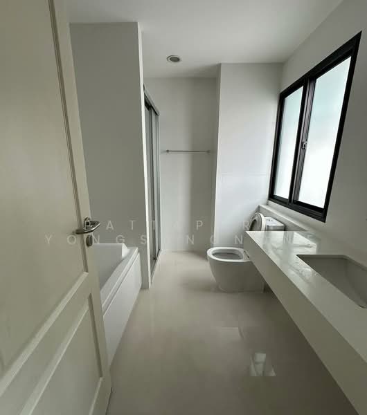 Baan Lumpini Suanluang Rama 9 Phase 2 : บ้านลุมพินี สวนหลวง ร.9 เฟส 2, กรุงเทพ, ถนน เฉลิมพระเกียรติ ร. 9, ประเวศ, ประเวศ, กรุงเทพ, 310 ตร.ม., บ้านเดี่ยว ให้เช่า, โดย Pattaporn Yongsungnone, 500163637 - DDproperty.com