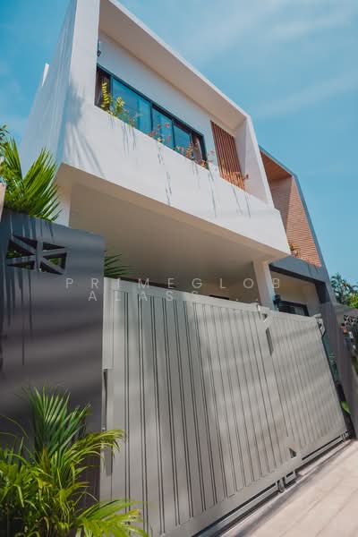 Stunning Modern Luxury Villa, Phuket, Chalong, Muang Phuket, Phuket, 4 Bedrooms, 301 sqm, Single Detached House For Sale, by primeglobalasset Bank, 500163661 - DDproperty.com