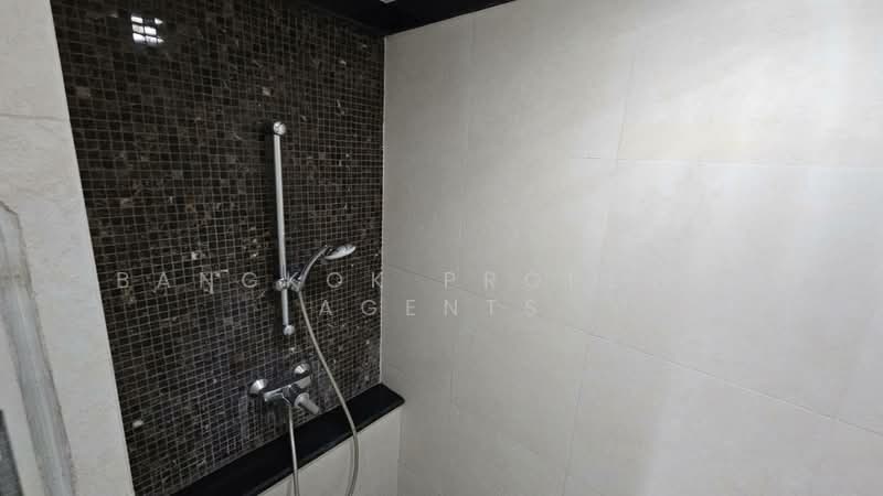 Baan Ananda, Bangkok, Sukhumvit 61, Khlong Tan Nua, Watthana, Bangkok, 2 Bedrooms, 150 sqm, Condo For Rent, by BANGKOK PROPERTY AGENTS, 500163690 - DDproperty.com