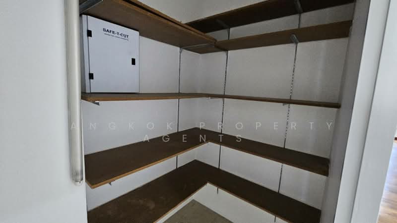 Baan Ananda, Bangkok, Sukhumvit 61, Khlong Tan Nua, Watthana, Bangkok, 2 Bedrooms, 150 sqm, Condo For Rent, by BANGKOK PROPERTY AGENTS, 500163690 - DDproperty.com