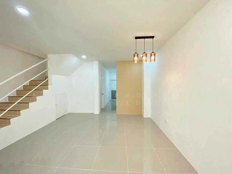 ขายทาวน์โฮม หมู่บ้านเพิ่มทรัพย์ บึงวรกิจ ศรีราชา, ชลบุรี, บึง, ศรีราชา, ชลบุรี, 84 ตร.ม., ทาวน์เฮ้าส์ ขาย, โดย A House Property Co.,Ltd., 500163691 - DDproperty.com