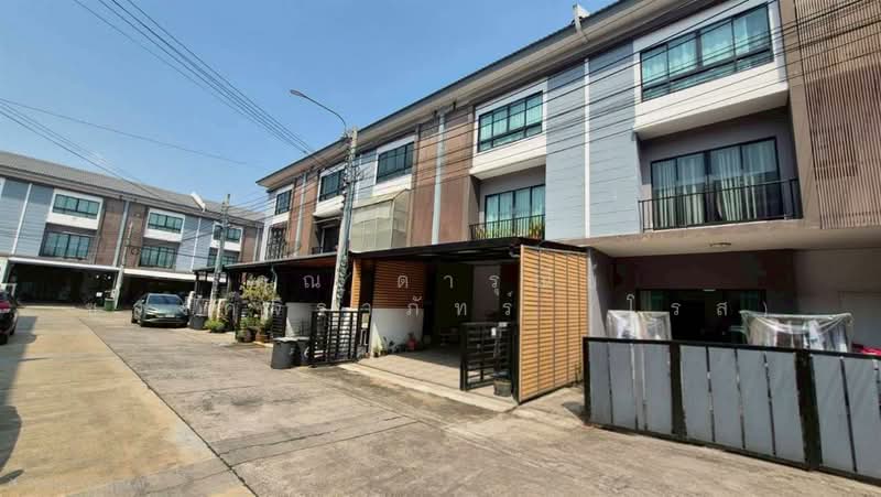 เดอะ คอนเนค เพชรเกษม 48(The Connect Petchkasem 48), กรุงเทพ, Petchkasem 48, Bang Duan Subdistrict, Phasi Charoen, บางด้วน, ภาษีเจริญ, กรุงเทพ, 120 ตร.ม., ทาวน์เฮ้าส์ ขาย, โดย คุณ ดารุณีย์ ชูวงค์จิราภัทร์ (โรส), 500163705 - DDproperty.com