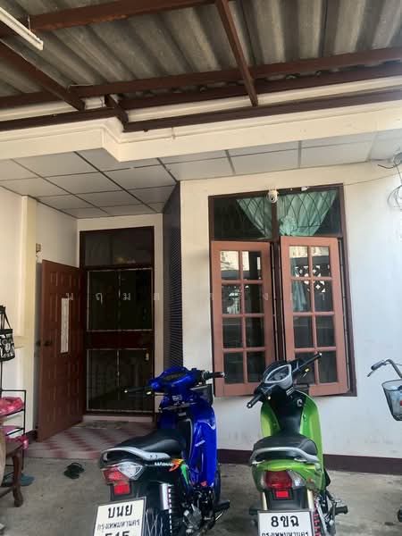 ขายทาวน์เฮ้าส์ หมู่บ้านอยู่เจริญ พหลโยธิน 50 | ทำเลดี ใกล้รถไฟฟ้า เดินทางสะดวก ราคาคุ้ม, กรุงเทพ, ท่าแร้ง, บางเขน, กรุงเทพ, 232 ตร.ม., ทาวน์เฮ้าส์ ขาย, โดย นฤมล ครั่งฝา, 500163712 - DDproperty.com