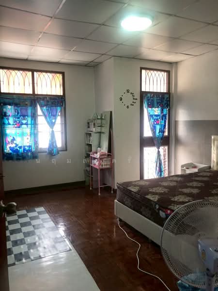 ขายทาวน์เฮ้าส์ หมู่บ้านอยู่เจริญ พหลโยธิน 50 เนื้อที่ 29 ตร.ว. หลังมุม 2 ห้องนอน 2 ห้องน้ำ ราคาดีต่อ, Bangkok, Tha Rang, Bang Khen, Bangkok, 2 Bedrooms, 232 sqm, Townhouse For Sale, by นฤมล ครั่งฝา, 500163712 - DDproperty.com