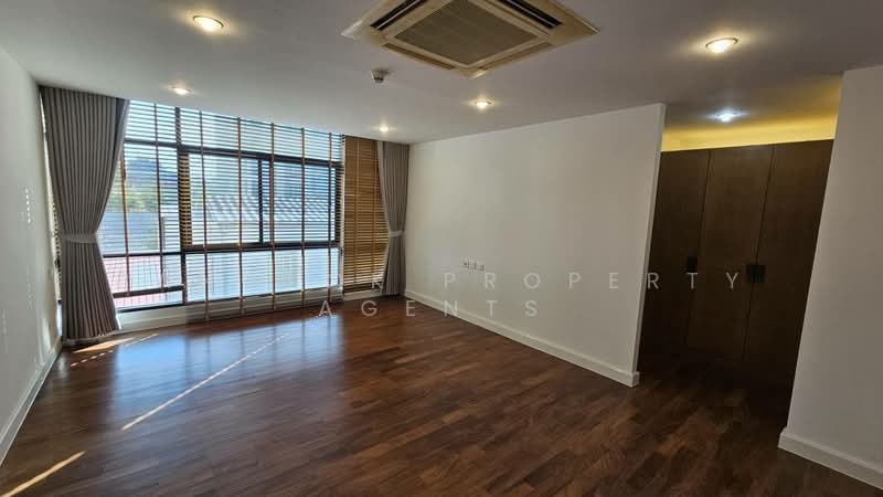 Baan Ananda, Bangkok, Sukhumvit 61, Khlong Tan Nua, Watthana, Bangkok, 3 Bedrooms, 300 sqm, Condo For Rent, by BANGKOK PROPERTY AGENTS, 500163722 - DDproperty.com