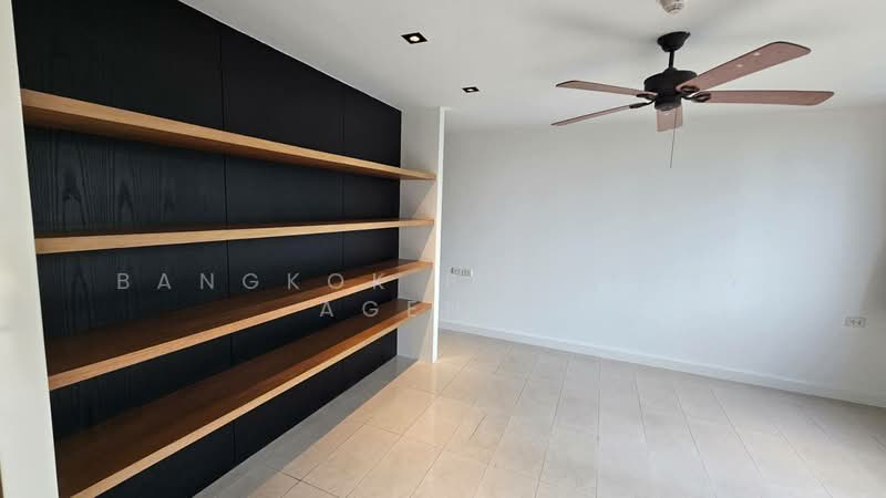 Baan Ananda, Bangkok, Sukhumvit 61, Khlong Tan Nua, Watthana, Bangkok, 3 Bedrooms, 300 sqm, Condo For Rent, by BANGKOK PROPERTY AGENTS, 500163722 - DDproperty.com