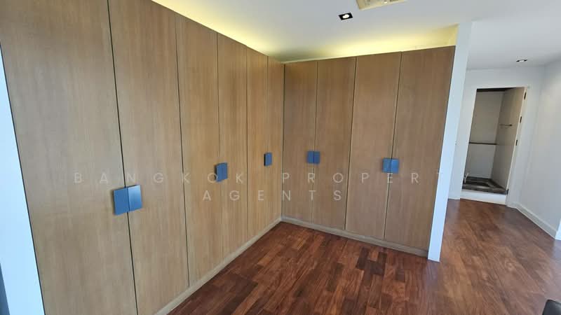 Baan Ananda, Bangkok, Sukhumvit 61, Khlong Tan Nua, Watthana, Bangkok, 3 Bedrooms, 300 sqm, Condo For Rent, by BANGKOK PROPERTY AGENTS, 500163722 - DDproperty.com