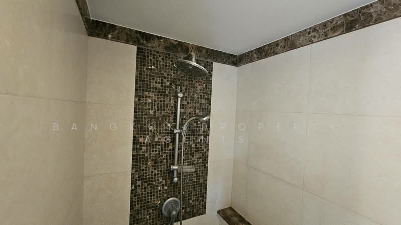 Baan Ananda, Bangkok, Sukhumvit 61, Khlong Tan Nua, Watthana, Bangkok, 3 Bedrooms, 300 sqm, Condo For Rent, by BANGKOK PROPERTY AGENTS, 500163722 - DDproperty.com