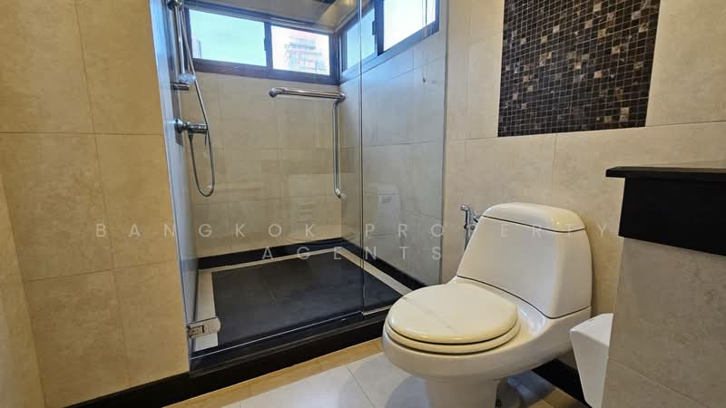 Baan Ananda, Bangkok, Sukhumvit 61, Khlong Tan Nua, Watthana, Bangkok, 3 Bedrooms, 300 sqm, Condo For Rent, by BANGKOK PROPERTY AGENTS, 500163722 - DDproperty.com