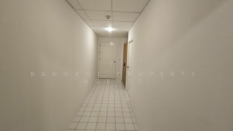 Baan Ananda, Bangkok, Sukhumvit 61, Khlong Tan Nua, Watthana, Bangkok, 3 Bedrooms, 300 sqm, Condo For Rent, by BANGKOK PROPERTY AGENTS, 500163722 - DDproperty.com