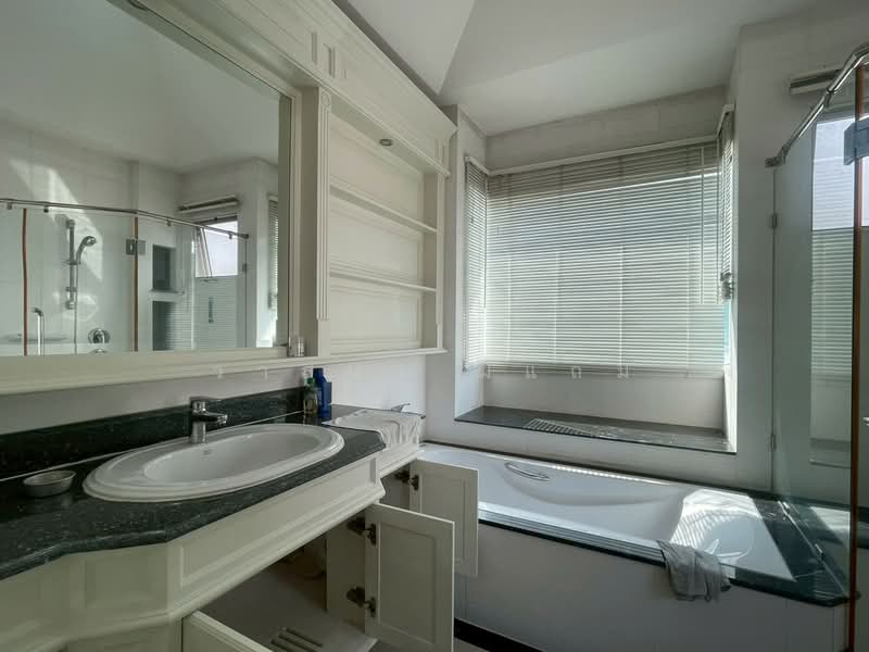 Ladawan Ramintra Km.2, Bangkok, Ram Inthra Road, Anusaowari, Bang Khen, Bangkok, 3 Bedrooms, 200 sqm, Single Detached House For Rent, by Wasana Meetheam, 500163742 - DDproperty.com