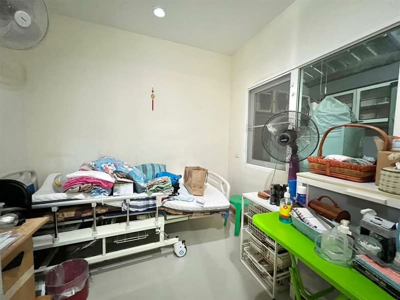 Golden Town Ramkhamhaeng-Wongwaen, Bangkok, Rat Phatthana Road, Saphan Sung, Saphan Sung, Bangkok, 4 Bedrooms, 134 sqm, Townhouse For Sale, by คุณ สุดาวรรณ พลอยแดง (แอน), 500163748 - DDproperty.com