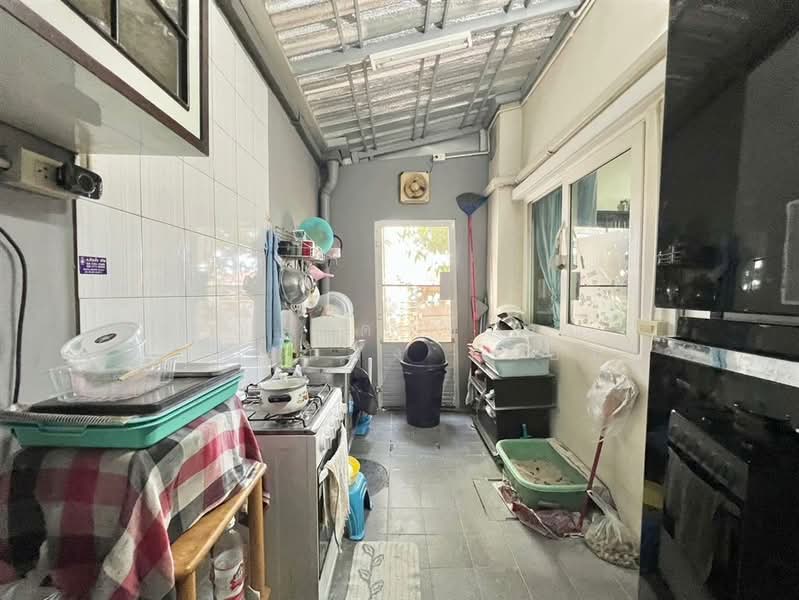 Golden Town Ramkhamhaeng-Wongwaen, Bangkok, Rat Phatthana Road, Saphan Sung, Saphan Sung, Bangkok, 4 Bedrooms, 134 sqm, Townhouse For Sale, by คุณ สุดาวรรณ พลอยแดง (แอน), 500163748 - DDproperty.com