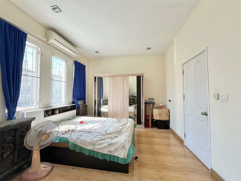 Golden Town Ramkhamhaeng-Wongwaen : โกลเด้น ทาวน์ รามคำแหง-วงแหวน, กรุงเทพ, ถนนราษฎร์พัฒนา, สะพานสูง, สะพานสูง, กรุงเทพ, 134 ตร.ม., ทาวน์เฮ้าส์ ขาย, โดย คุณ สุดาวรรณ พลอยแดง (แอน), 500163748 - DDproperty.com