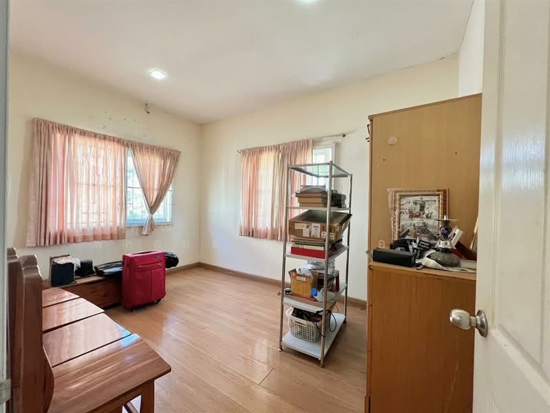 Golden Town Ramkhamhaeng-Wongwaen, Bangkok, Rat Phatthana Road, Saphan Sung, Saphan Sung, Bangkok, 4 Bedrooms, 134 sqm, Townhouse For Sale, by คุณ สุดาวรรณ พลอยแดง (แอน), 500163748 - DDproperty.com