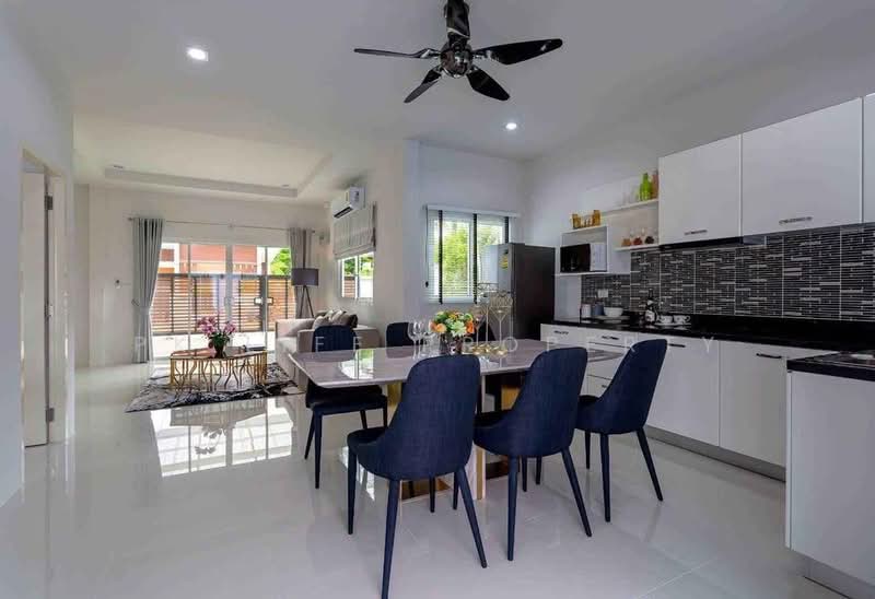 13R0100 Pool villa for rent 4 bedroom 4 bathroom 90,000/month at paklok have fully furnished, Phuket, Pa Khlok, Thalang, Phuket, 4 Bedrooms, 400 sqm, Villa For Rent, by PK LIFE Property, 500163763 - DDproperty.com