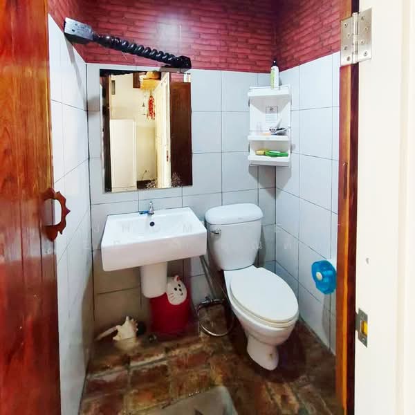 Baanchanakarn Phra Samut Chedi : บ้านชนากานต์ พระสมุทรเจดีย์, สมุทรปราการ, ถนนสุขสวัสดิ์, แหลมฟ้าผ่า, พระสมุทรเจดีย์, สมุทรปราการ, 120 ตร.ม., ทาวน์เฮ้าส์ ขาย, โดย AJHOMECENTER - คุณติ๊ก, 500163766 - DDproperty.com