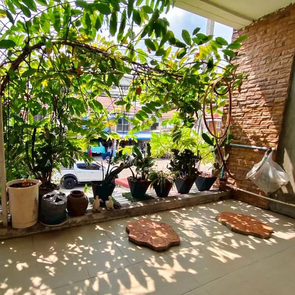 Baanchanakarn Phra Samut Chedi, Samut Prakan, Suksawat Road, Laem Fa Pha, Phra Samut Jadee, Samut Prakan, 2 Bedrooms, 120 sqm, Townhouse For Sale, by AJHOMECENTER - คุณติ๊ก, 500163766 - DDproperty.com