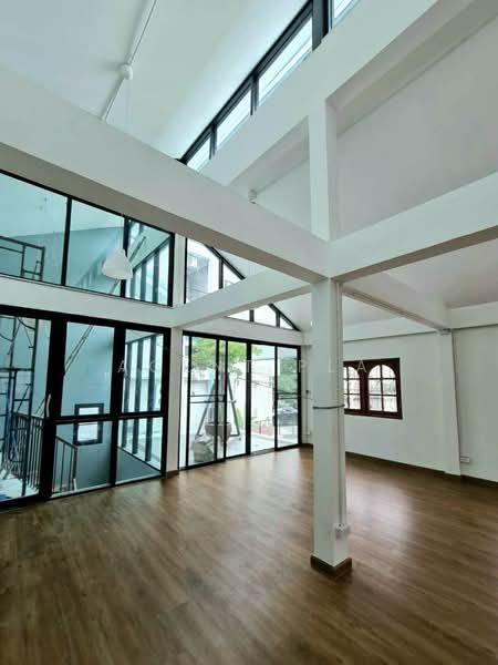 Home Office for Rent, Ladprao - Chokchai 4 (SPSAD3837), Bangkok, Lat Phrao, Lat Phrao, Bangkok, 3 Bedrooms, 180 sqm, Single Detached House For Rent, by Agent Pla, 500163812 - DDproperty.com