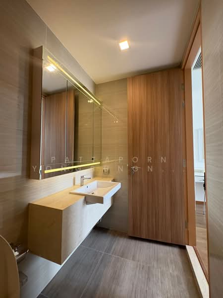 Noble BE33, Bangkok, 19 Soi Sukhumvit 33, Khlong Tan Nua, Watthana, Bangkok, 2 Bedrooms, 70 sqm, Condo For Rent, by Pattaporn Yongsungnone, 500163817 - DDproperty.com