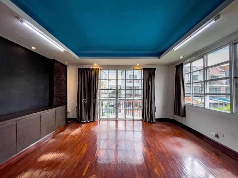 Home office for rent, Ladprao Wanghin Soi 34, Chalisa Village (SPSAD3838), Bangkok, Lat Phrao, Lat Phrao, Bangkok, 4 Bedrooms, 250 sqm, Townhouse For Rent, by Agent Pla, 500163858 - DDproperty.com
