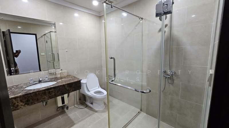 The Cadogan Private Residence, Bangkok, Soi Sukhumvit 39, Khlong Tan Nua, Watthana, Bangkok, 3 Bedrooms, 199 sqm, Condo For Rent, by BANGKOK PROPERTY AGENTS, 500163870 - DDproperty.com