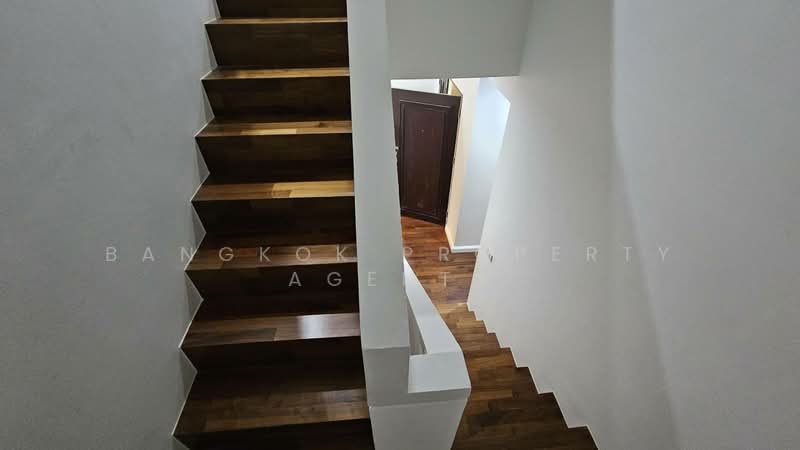 The Cadogan Private Residence, Bangkok, Soi Sukhumvit 39, Khlong Tan Nua, Watthana, Bangkok, 3 Bedrooms, 199 sqm, Condo For Rent, by BANGKOK PROPERTY AGENTS, 500163870 - DDproperty.com
